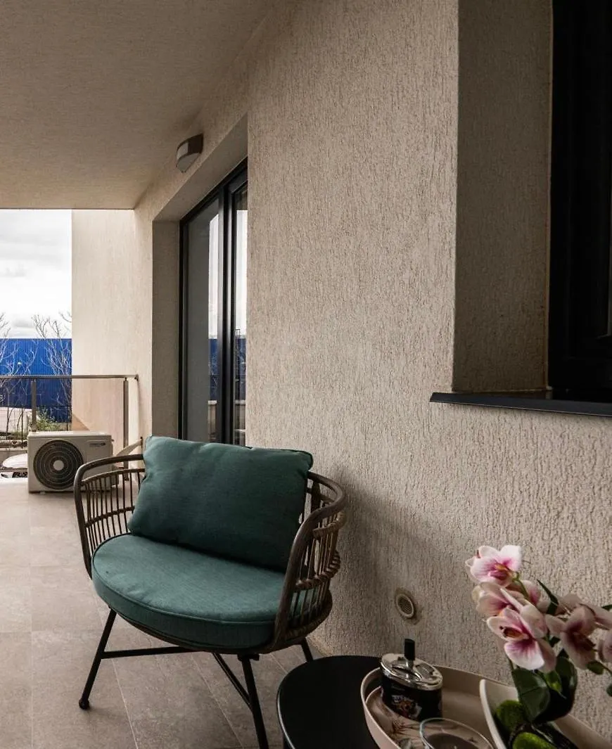 Mara Apartments&Studios Hils Bucharest 0*,  Romania