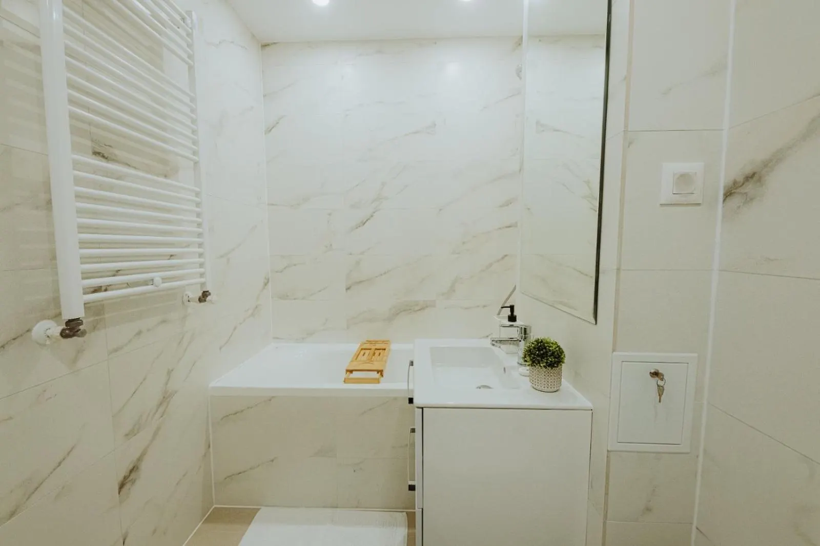 Apartment Mara Apartments&Studios Hils Bucharest
