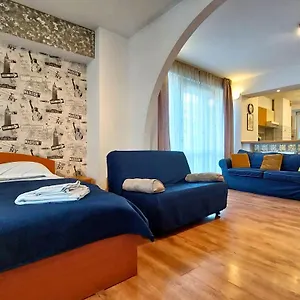 דירה Comfy&bright 2bd Family-friendly Amazing View, בוקרשט
